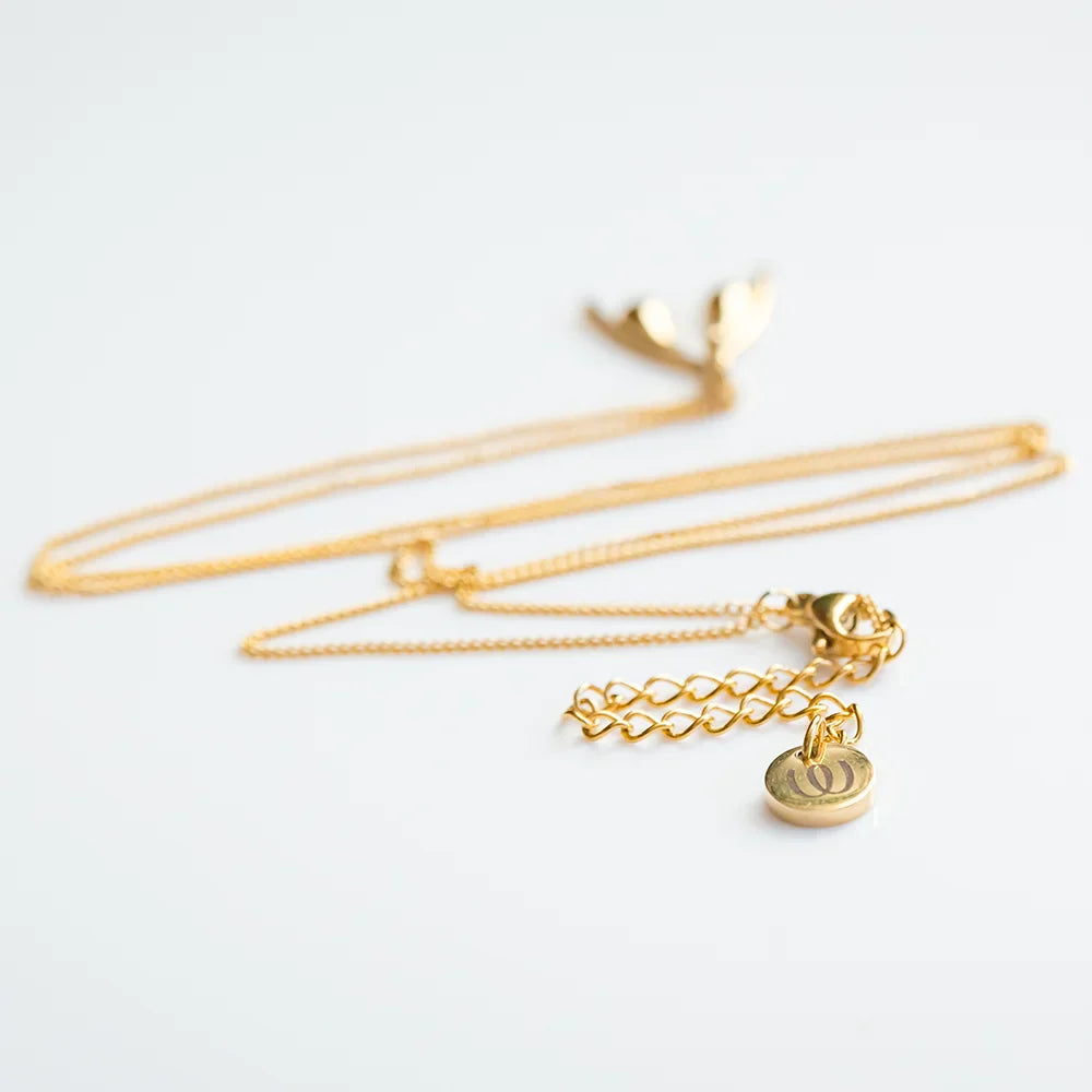 Womanizer Gold Clitoris Necklace